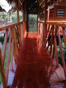 Foto pasillo pintado